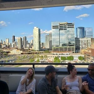 Meet your Posher, Tara